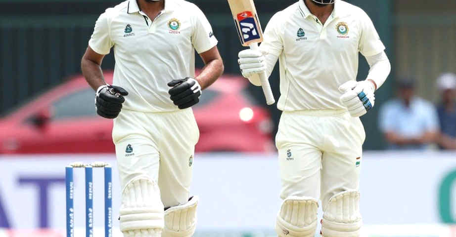 নিলামের হৈচৈয়ের নিচে চাপা পড়ে যায় আসল চুক্তি: ক্রিকেটের স্থানান্তর-বাজারে টাকার হিসাব