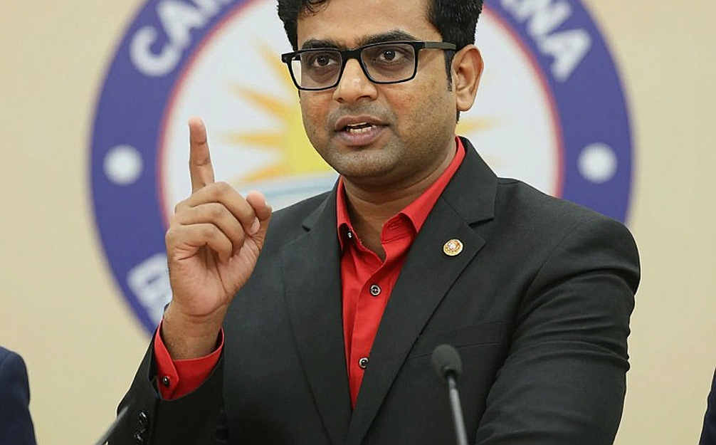 ট্রান্সফার উইন্ডোর গোলমালে ডুবে থাকা টেস্ট ক্রিকেট: কন্ট্রাক্ট, ওয়েজ বিল আর ট্রাভেলিং রিজার্ভের অদৃশ্য হিসাব